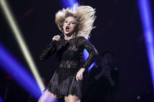Taylor swift  page leaked private photo uncensored HD quality
