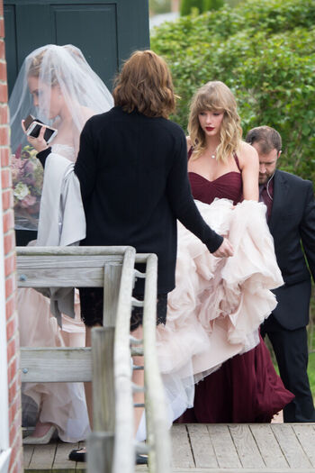Taylor swift  page leaked private photo uncensored HD quality