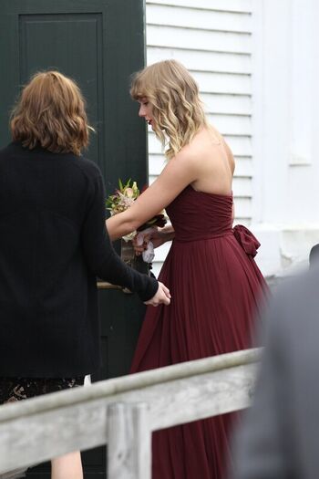 Taylor swift  page leaked private photo uncensored HD quality