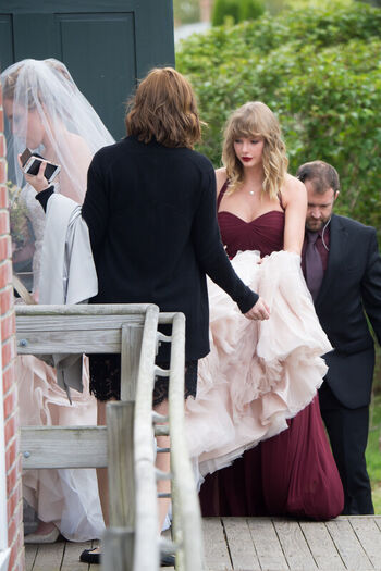 Taylor swift  page leaked private photo uncensored HD quality