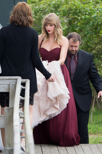 Taylor swift  page leaked private photo uncensored HD quality