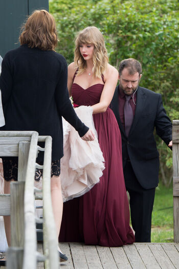 Taylor swift  page leaked private photo uncensored HD quality