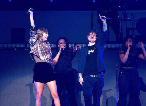 Taylor swift  page leaked private photo uncensored HD quality