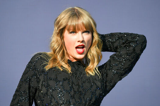 Taylor swift  page leaked private photo uncensored HD quality