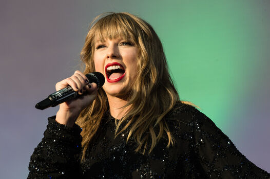 Taylor swift leaked private photo uncensored HD quality