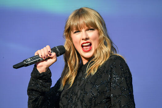 Taylor swift leaked private photo uncensored HD quality