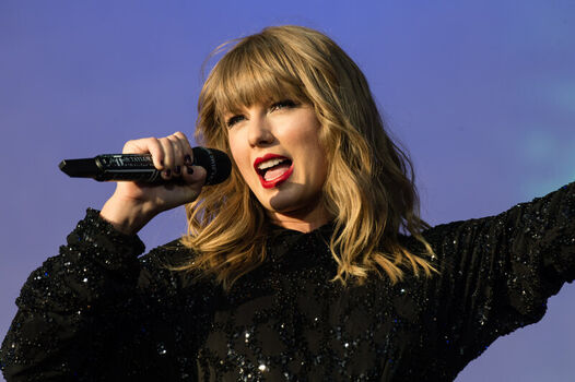Taylor swift leaked private photo uncensored HD quality