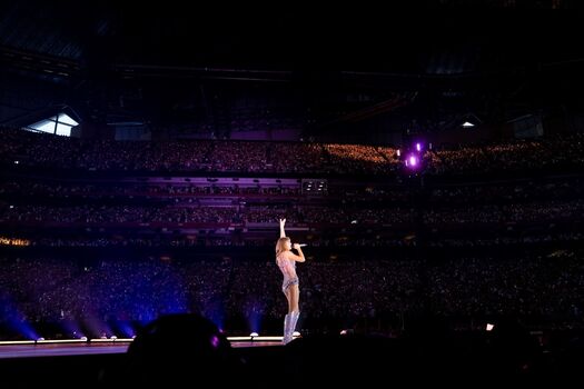 Taylor swift  page leaked private photo uncensored HD quality