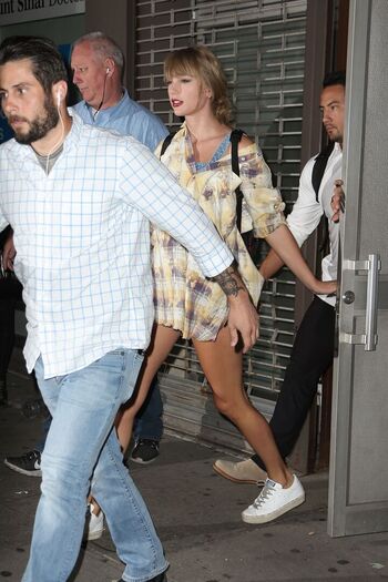Taylor swift  page leaked private photo uncensored HD quality