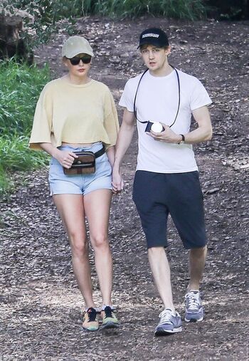 Taylor swift  page leaked private photo uncensored HD quality