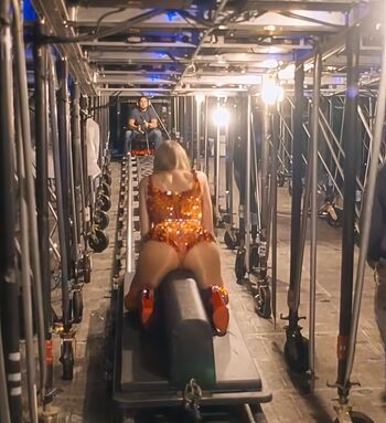 Taylor swift  page leaked private photo uncensored HD quality