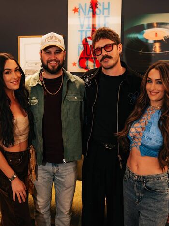 The bella twins leaked private photo uncensored HD quality