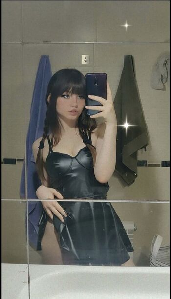 Theakaleina page leaked private photo uncensored HD quality
