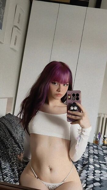 Theakaleina leaked private photo uncensored HD quality