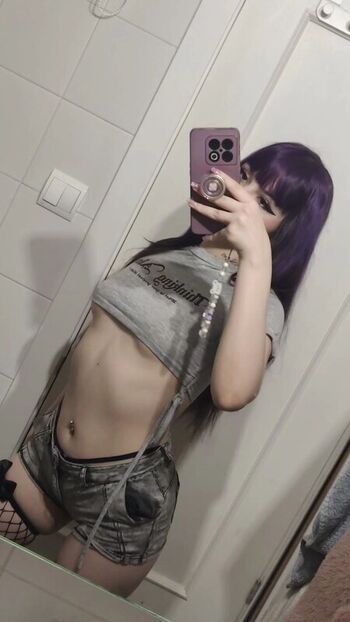 Theakaleina leaked private photo uncensored HD quality