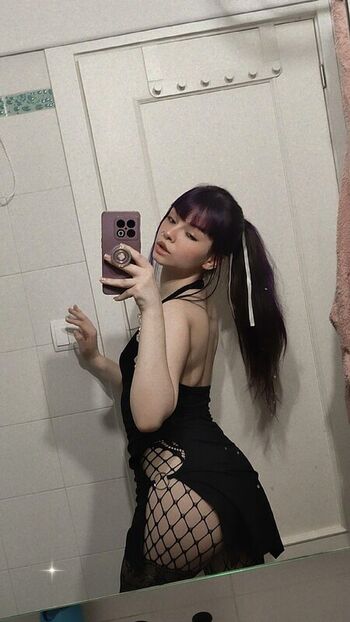 Theakaleina leaked private photo uncensored HD quality