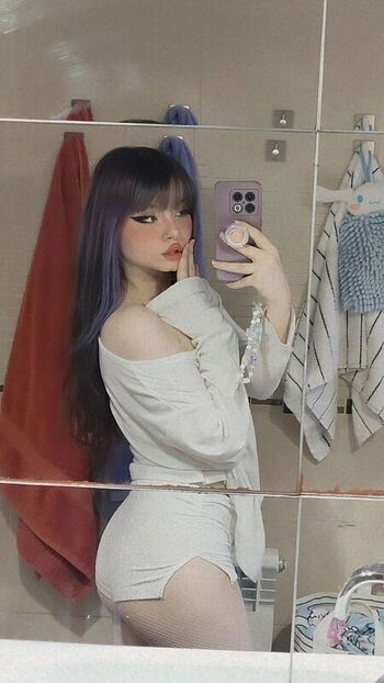 Theakaleina leaked private photo uncensored HD quality