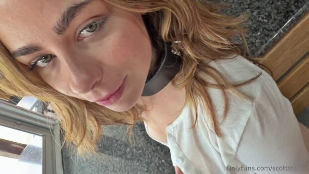 Thereneerose page leaked private photo uncensored HD quality