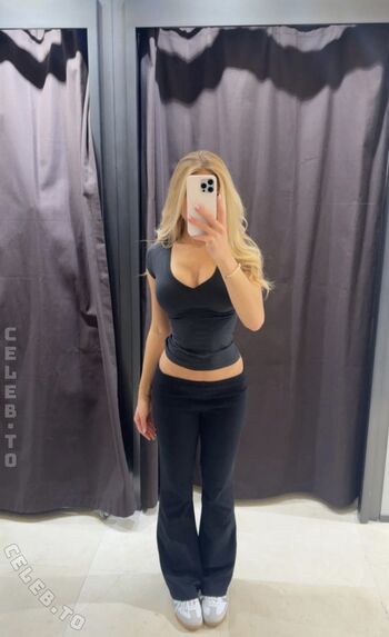 Theresaxre leaked private photo uncensored HD quality