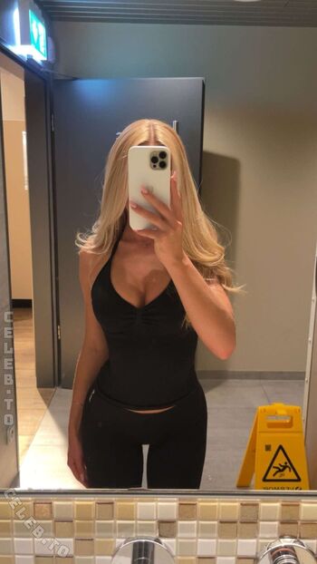 Theresaxre leaked private photo uncensored HD quality