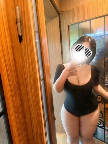Thick asian women leaked private photo uncensored HD quality