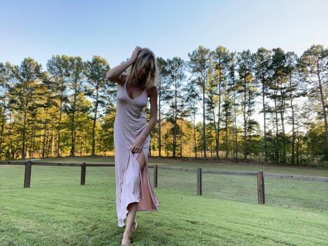 Tricia helfer page leaked private photo uncensored HD quality