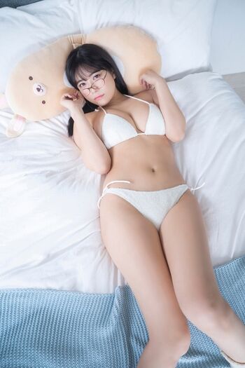 Umi shinonome  page leaked private photo uncensored HD quality