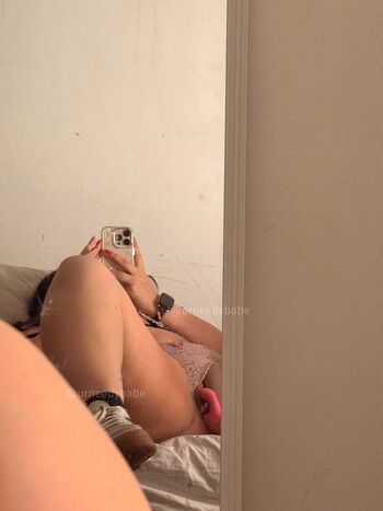 Urneedybabe leaked private photo uncensored HD quality