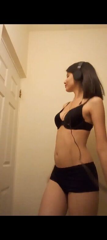 Valecast leaked private photo uncensored HD quality