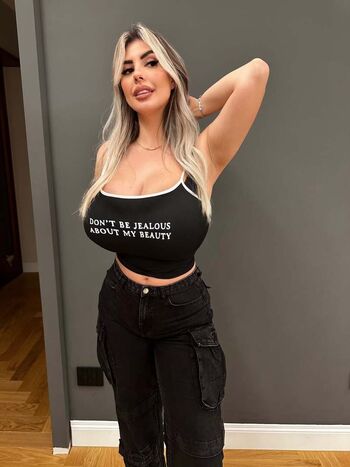 Valentina di rocco  page leaked private photo uncensored HD quality