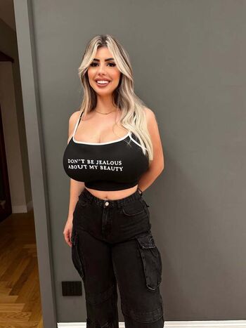 Valentina di rocco  page leaked private photo uncensored HD quality
