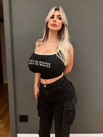 Valentina di rocco  page leaked private photo uncensored HD quality