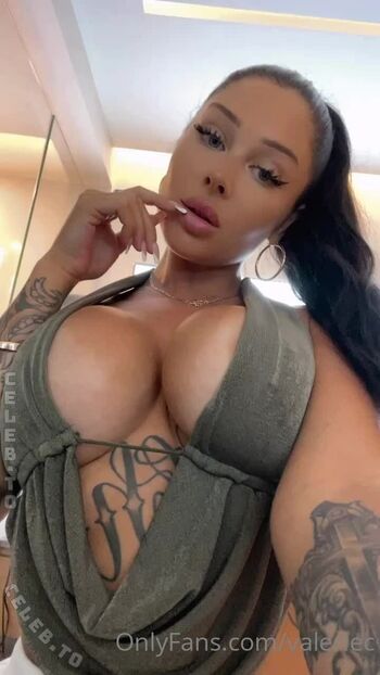 Valerie cossette  page leaked private photo uncensored HD quality