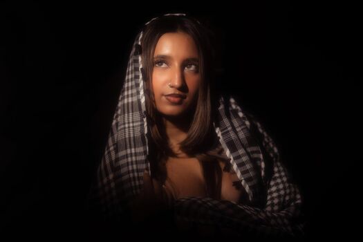 Vedika sinha leaked private photo uncensored HD quality