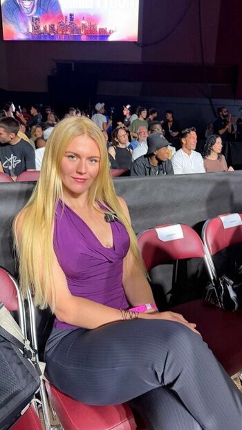 Vera dijkmans  page leaked private photo uncensored HD quality