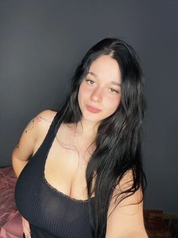 Vickydieci leaked private photo uncensored HD quality