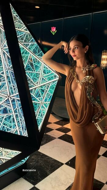 Victoria justice  page leaked private photo uncensored HD quality