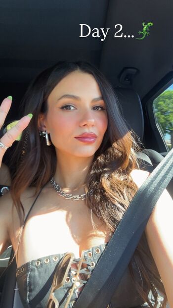 Victoria justice leaked private photo uncensored HD quality