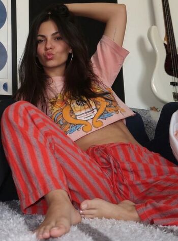 Victoria justice leaked private photo uncensored HD quality