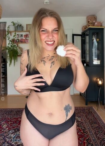 Viky kid page leaked private photo uncensored HD quality