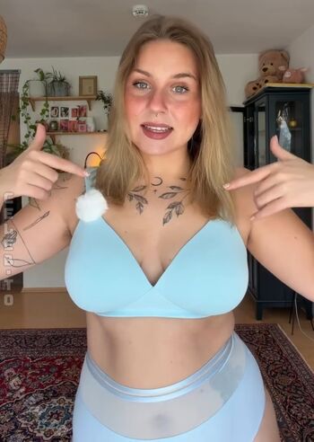 Viky kid page leaked private photo uncensored HD quality
