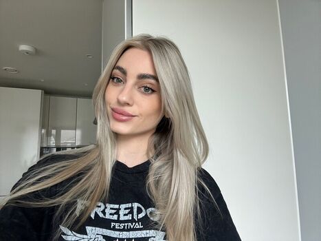 Virtualgemma leaked private photo uncensored HD quality