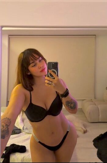 Vitacelestine leaked private photo uncensored HD quality