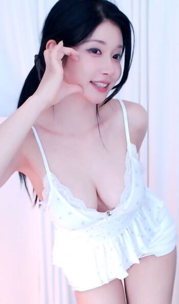 Wannabe leaked private photo uncensored HD quality