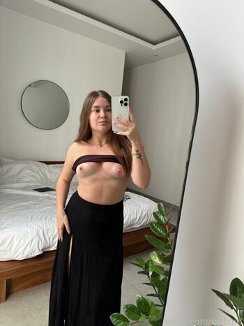 Webgirl leaked private photo uncensored HD quality