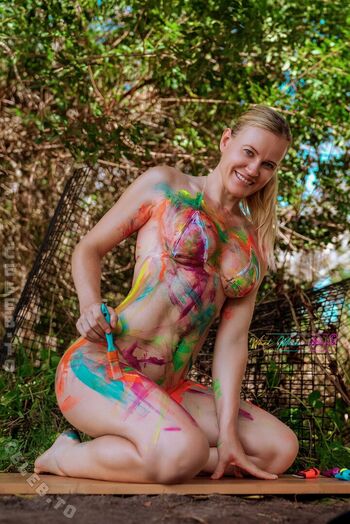Whatmeikemakes  page leaked private photo uncensored HD quality