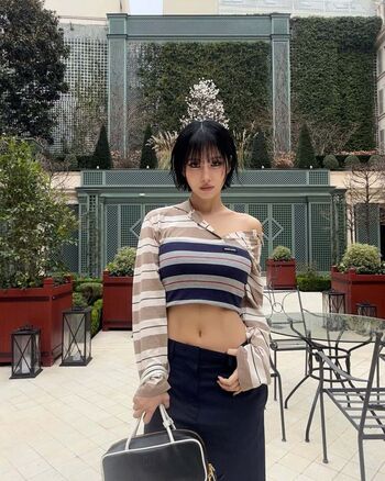 Womenk pop page leaked private photo uncensored HD quality