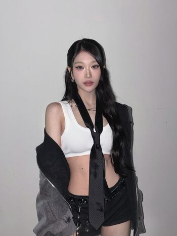 Womenk pop page leaked private photo uncensored HD quality