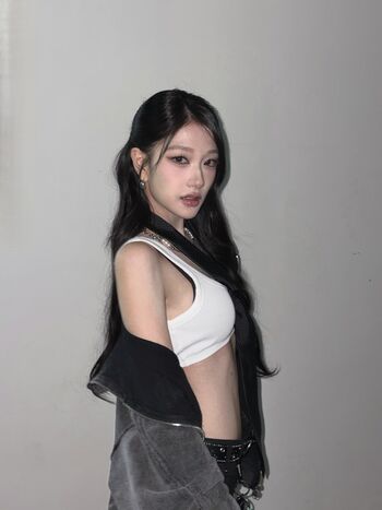 Womenk pop page leaked private photo uncensored HD quality