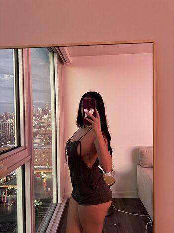 Xcarolinejoness leaked private photo uncensored HD quality
